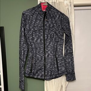 Lululemon zip up jacket size 4